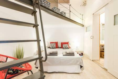 Stylish Loft At Chueca'S Heart Apartment Madrid Ngoại thất bức ảnh